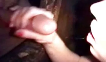 Вік не завадив Єві порно секс панчохи від вашої бабусі