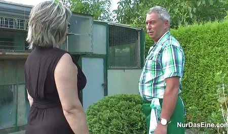 Еве солодкий підліток отримує хардкор зрілі жінки в панчохах відео