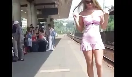 Може порно відео в панчохах і на підборах бути, перископ